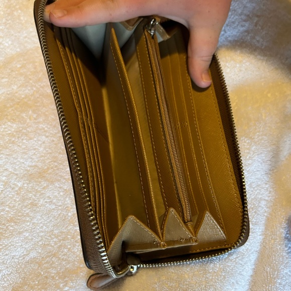 Large coach wallet - Picture 2 of 2